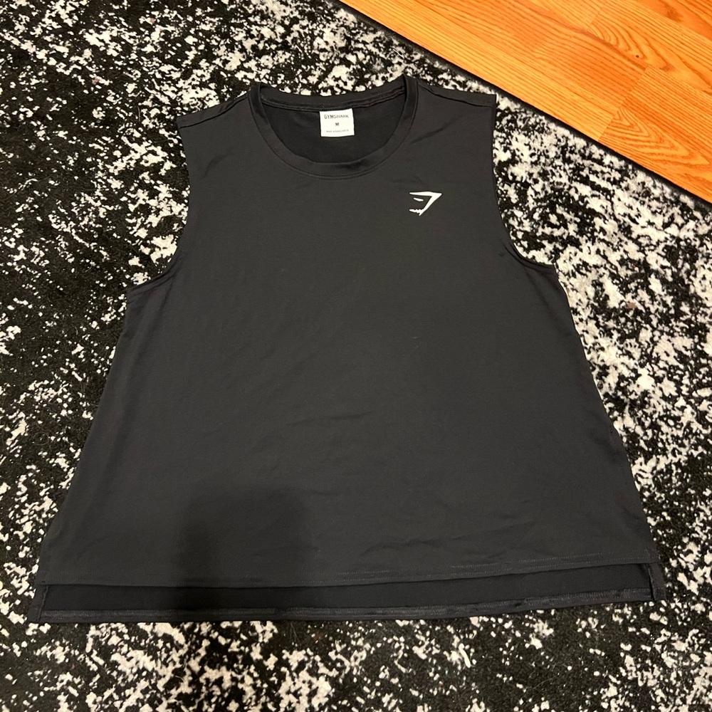 gymshark workout loose fitting muscle tee/tank top